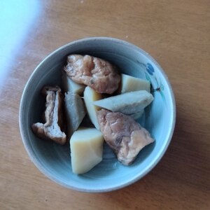 じゃがいもと牛蒡、がんもどきの煮物